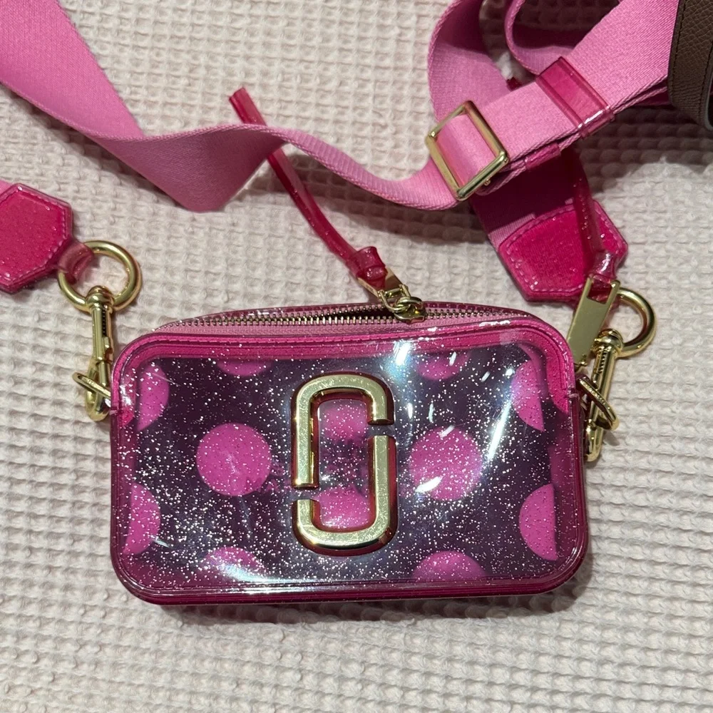 Marc Jacobs jelly snapshot - Picture 1 of 6